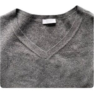 Cashmere V-Neck Sweater